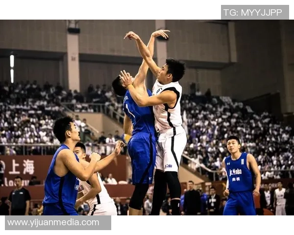 上海篮球队在联赛中的比赛经验与表现分析与总结